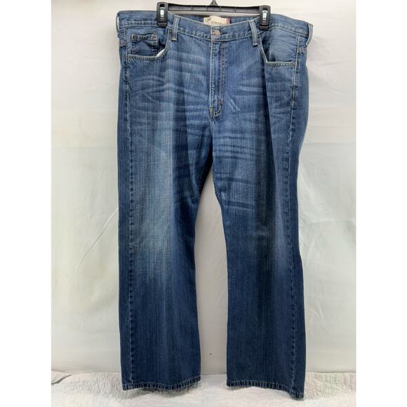 ￼42X30 men’s Levi’s Loose straight 569 jeans - Picture 1 of 10